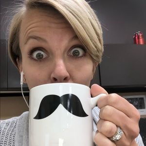 Meet your Posher, Robyn